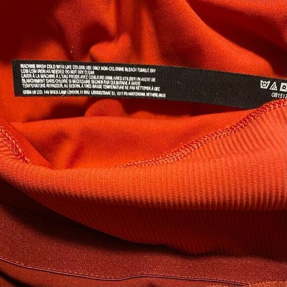 Free People Movement She’s A Maniac Red Athletic Cropped Jumpsuit Size Medium - Picture 5 of 6